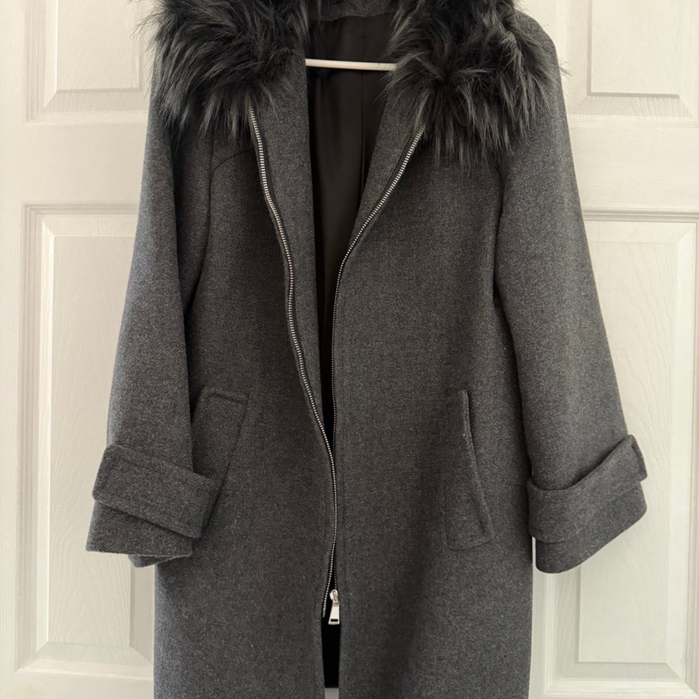 Zara Gray Teddy Jacket with Faux Fur Collar